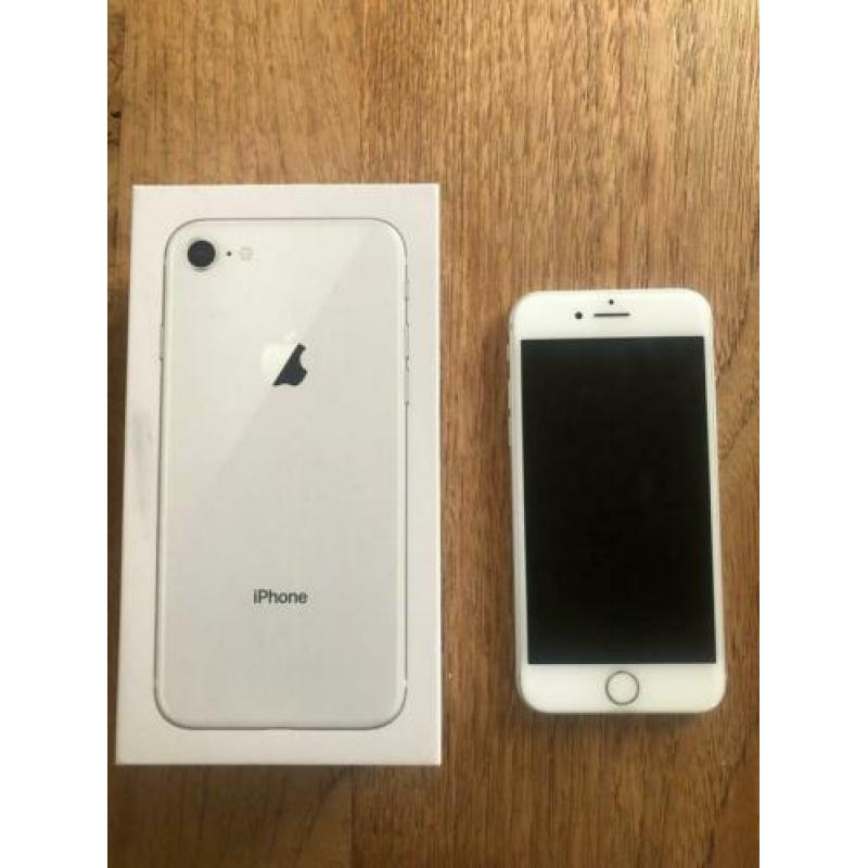 iphone 8 wit