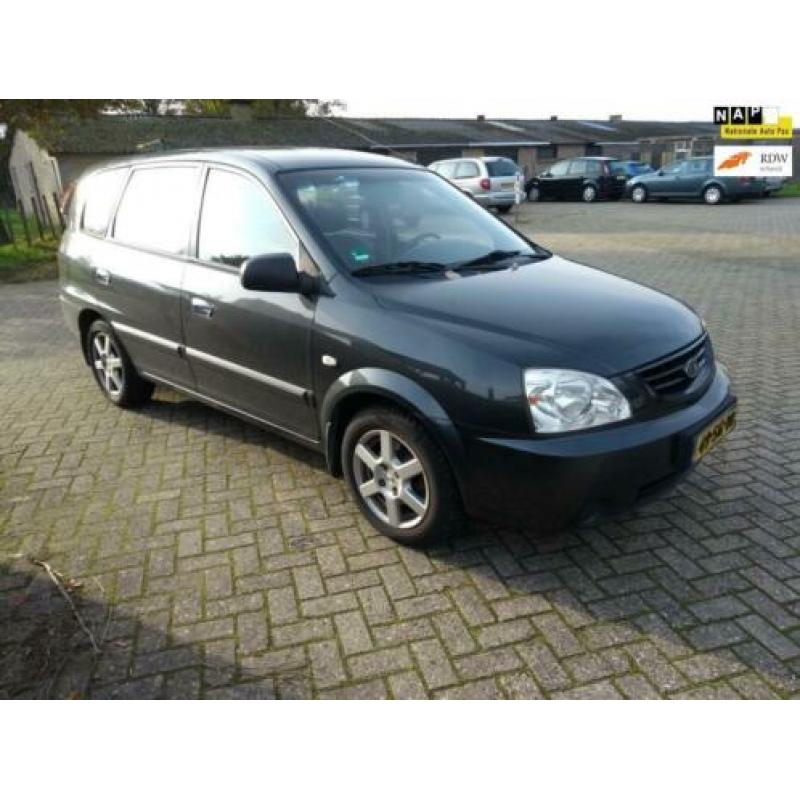 Kia Carens 2.0 CVVT M-bition