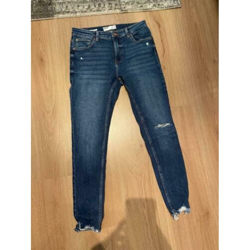 Bershka skinny jeans 40 nieuw
