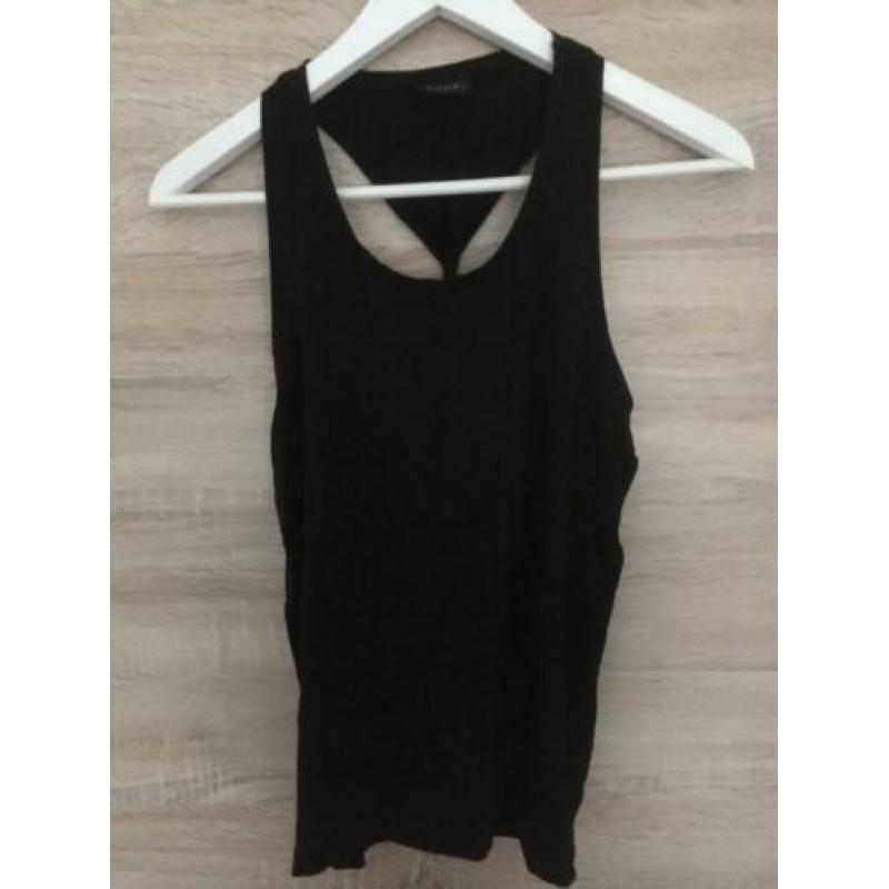 Maat S/36 tops. Allemaal in 1x meenemen!