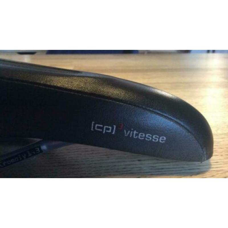 Te koop Fi’zi:k zadel.