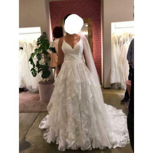 Trouwjurk - Maat 36 (waterval baljurk)