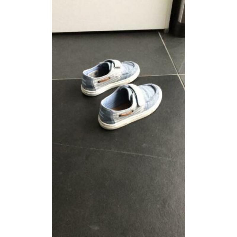 Toms schoenen jongen maat 28,5