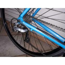 BE ONE racefiets met Shimano Tiagra schakeling