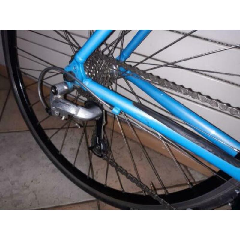 BE ONE racefiets met Shimano Tiagra schakeling