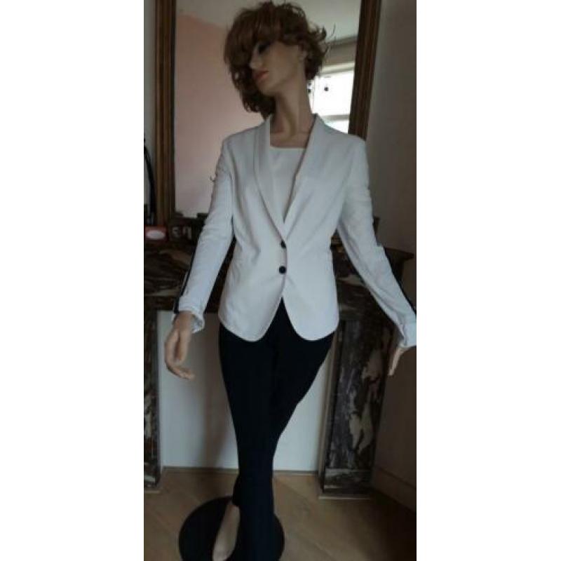Mooie witte PENN&INK blazer mt 44