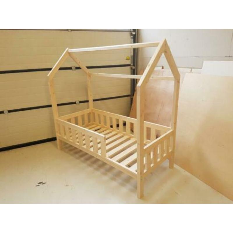 Junior/Huisjesbed 70x160 GRATIS BODEM