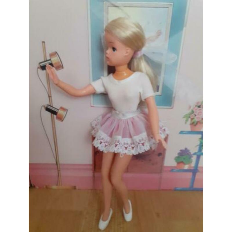 Vintage barbie Sindy