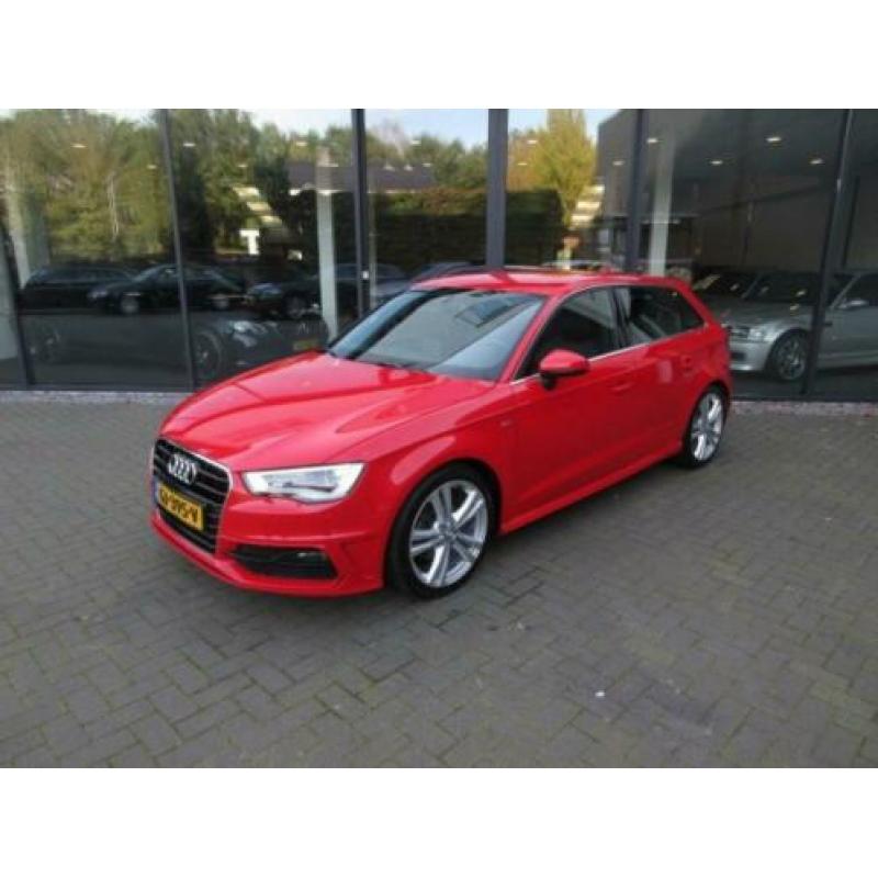 Audi A3 1.6 TDI S-Line,1e Eig,Half leer,Xenon,Navi,Clima,Cru