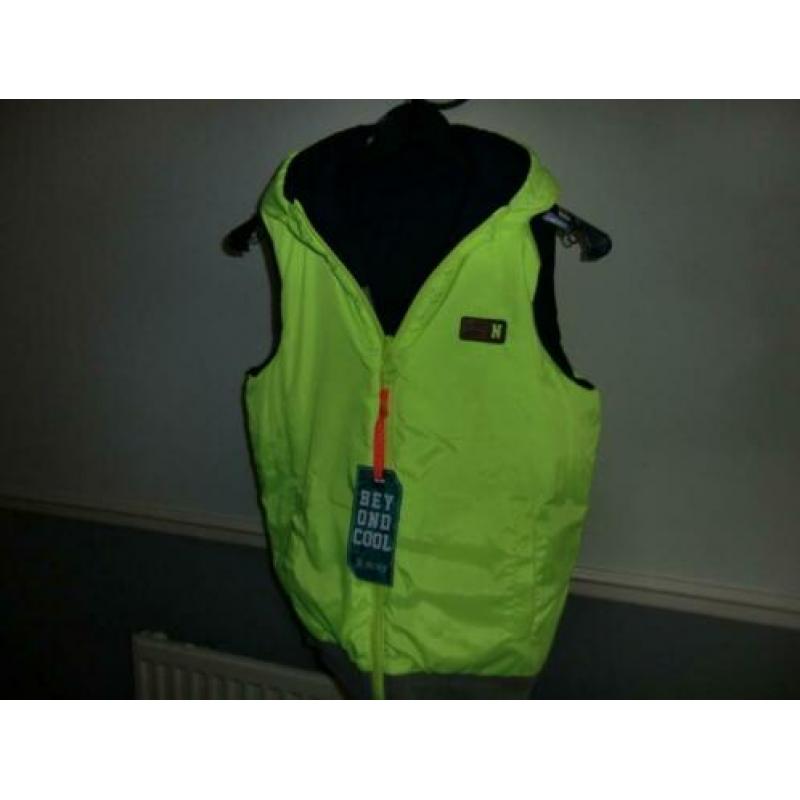 Nieuwe bodywarmer maat 158/164 B-Nosy