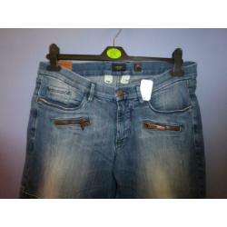 Deyk jeans model Harper. Lichtblauw knie naden 33 L 30273