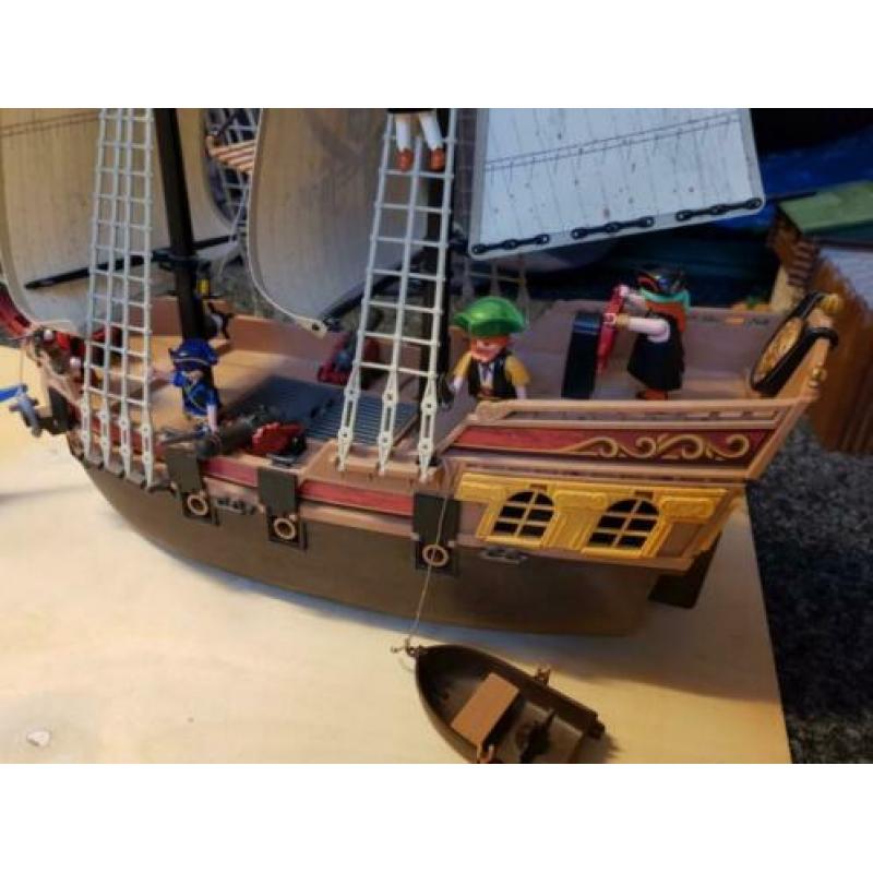 Playmobil Piratenboot en Engelse boot