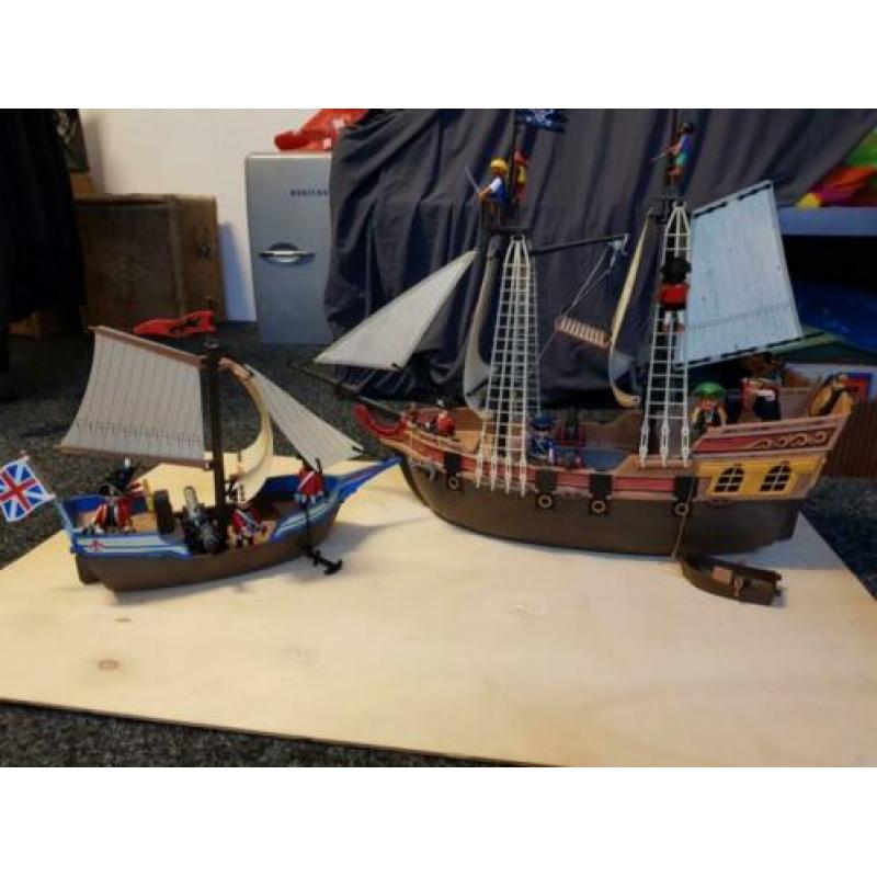 Playmobil Piratenboot en Engelse boot