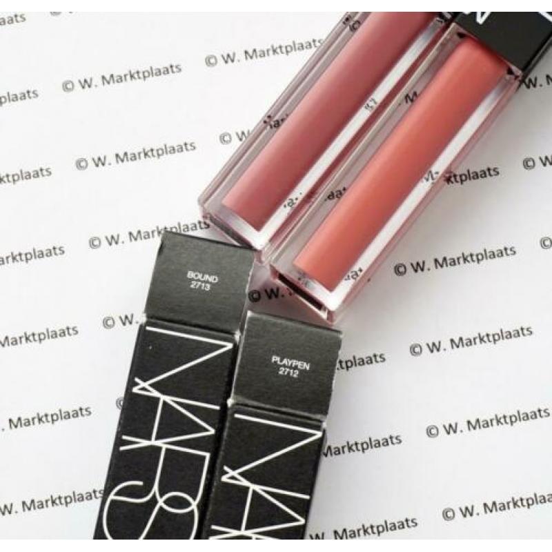 NARS velvet lip glide: Bound / Playpen