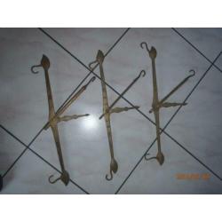 3 Oude Kopere Hangers