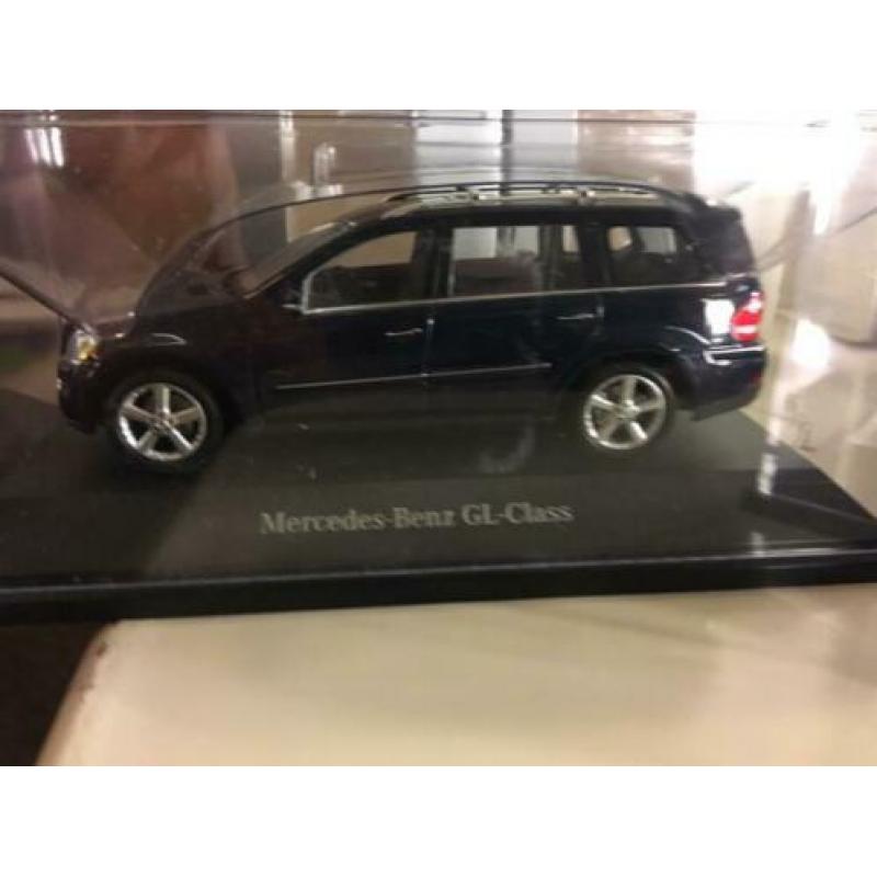 SlimKoop: 4 mercedes modellen Nu 4 voor €80 = €20 per stuk