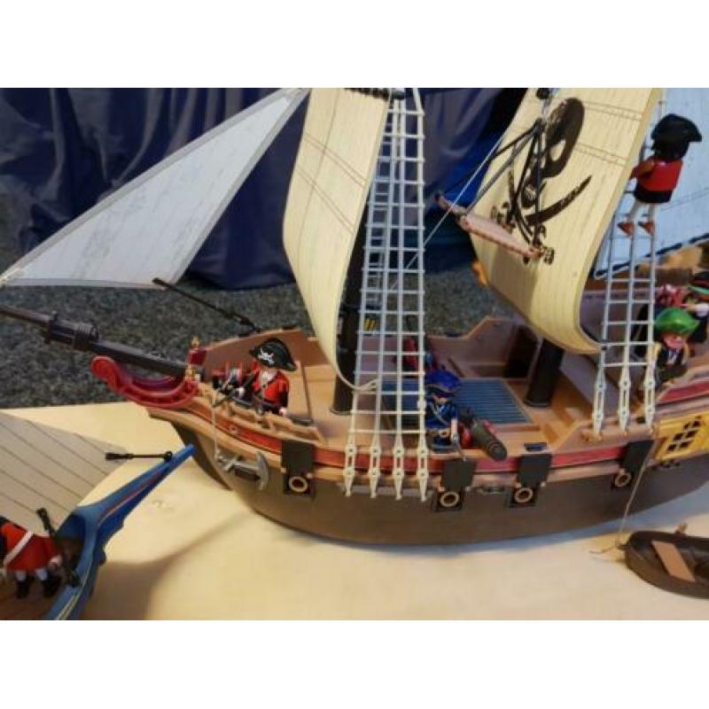 Playmobil Piratenboot en Engelse boot