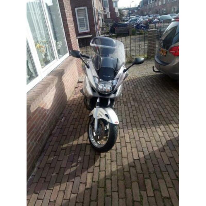 Te koop aangeboden Honda deauville