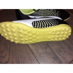 Puma kunstgrasschoenen maat 43