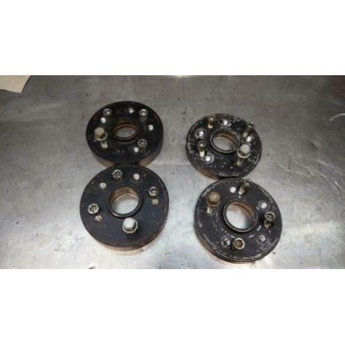 Steek adapters 4x100-5x100