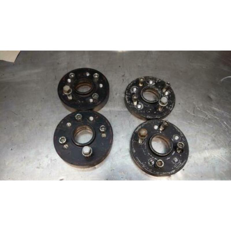 Steek adapters 4x100-5x100