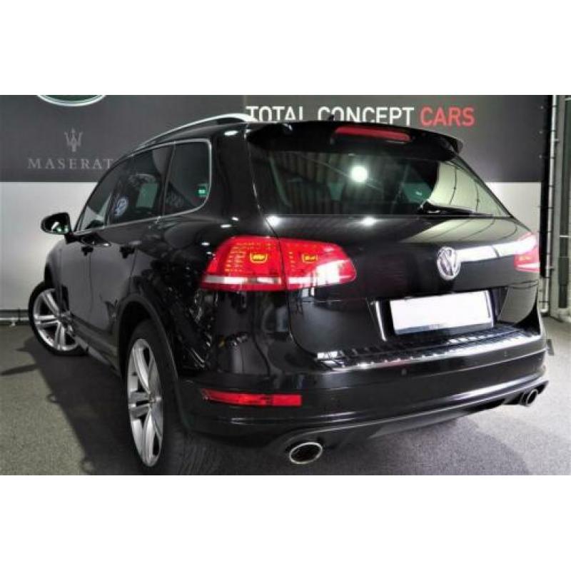 Volkswagen Touareg 3.0 V6 TDI Highline LUCHTVERING / GARANTI