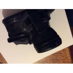 Converse jongengschoen maat 23