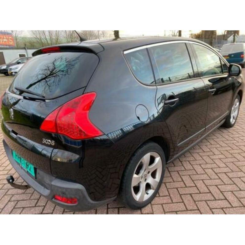 Peugeot 3008 1.6 HDiF Première