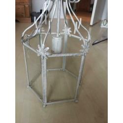landelijke witte lamp, brokant, ijzer met bloemetjes