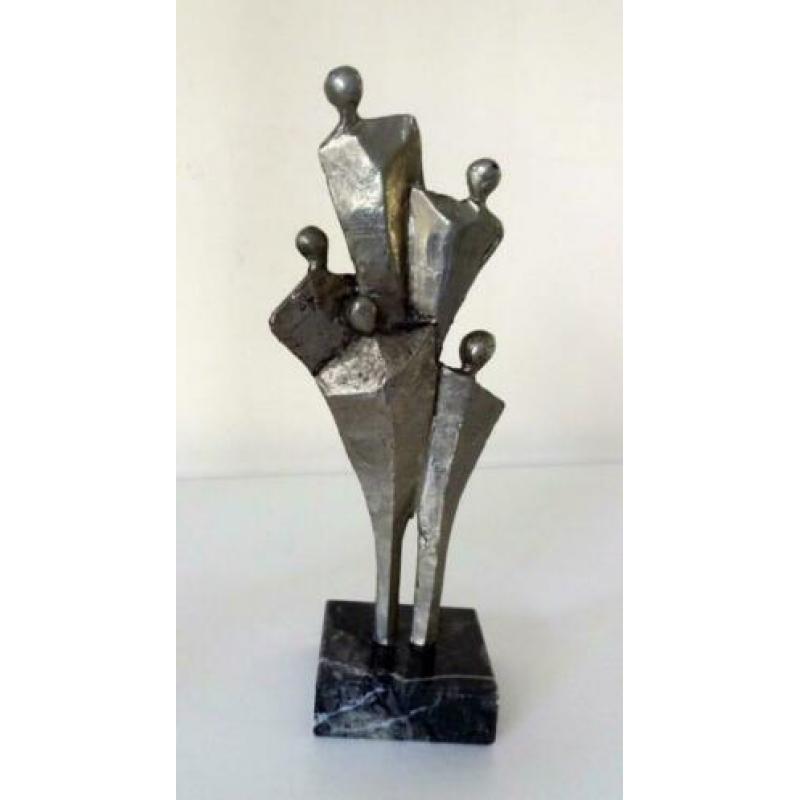 Zilver legering beeldje zes staande figuren Ammerlaan 6982-b