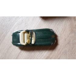 antieke speelgoedauto's
