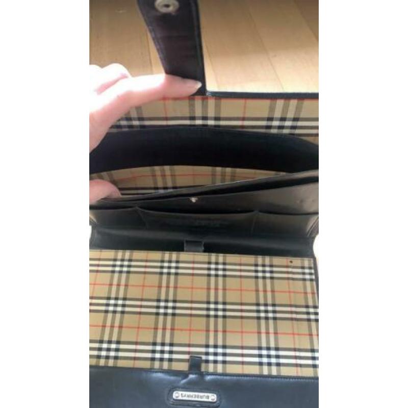 Burberry leren dossiermap