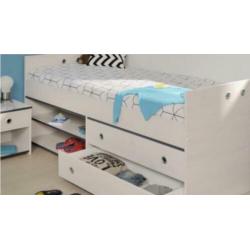 Complete kinderkamer jongen/meisje (bed+kledingkast+bureau)