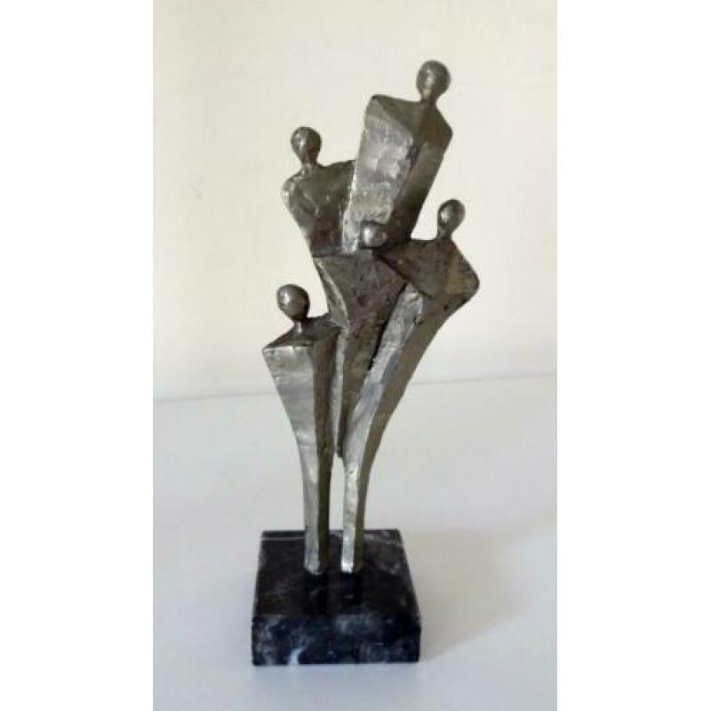 Zilver legering beeldje zes staande figuren Ammerlaan 6982-b