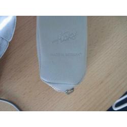 (919) Ticky Lampjesflitser in origineel grijs etui