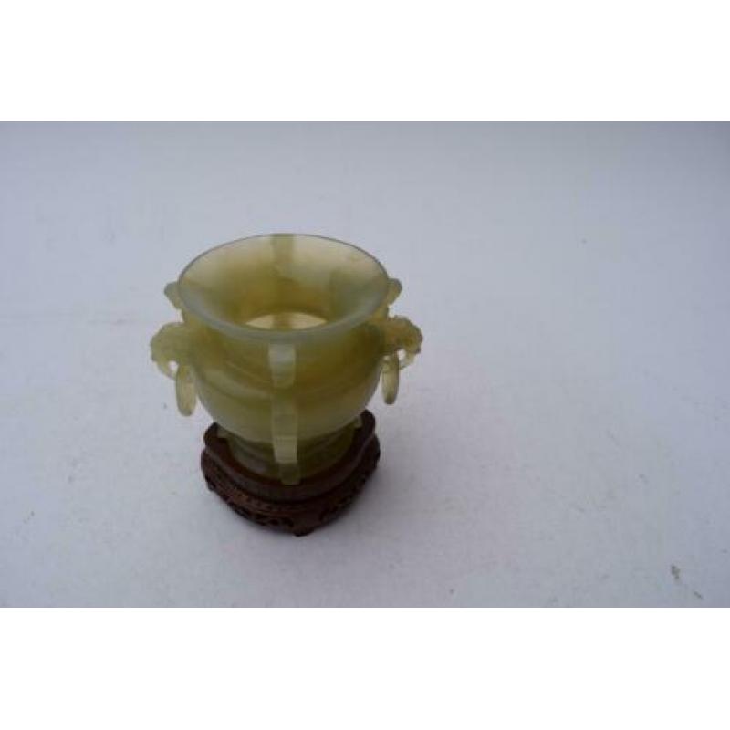 Chinees jade wierrookbrander
