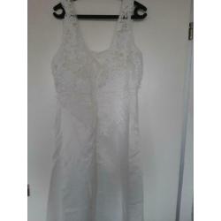Mooie witte trouwjurk
