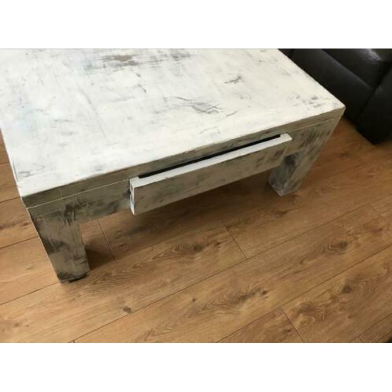 Teakhouten salontafel in krijtwash