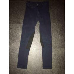 Paardrijkleding en cap maat 55