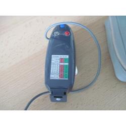 (919) Ticky Lampjesflitser in origineel grijs etui