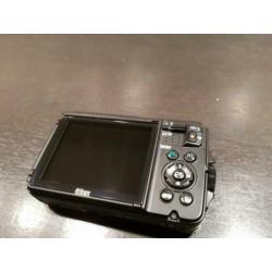 Nikon coolpix W300 incl sd-card en tasje, 2x gebruikt