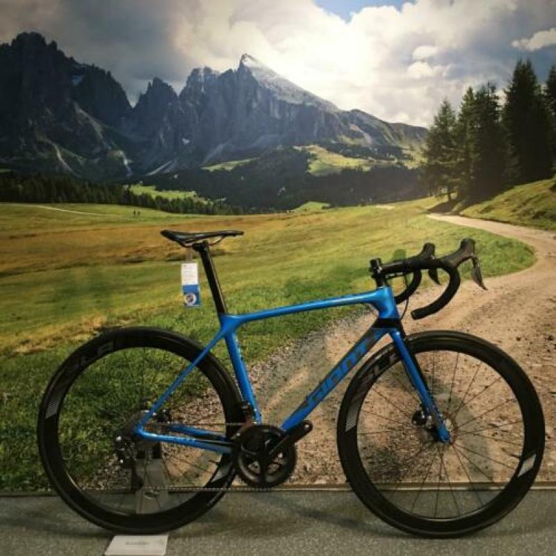 DEMO Giant TCR Advanced Pro 0 M DiscDI2 2019 €4799,-/€3499,-
