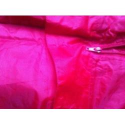 Regenponcho rood. ALS NIEUW! One Size. Merk = X-TRAVEL