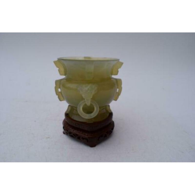 Chinees jade wierrookbrander