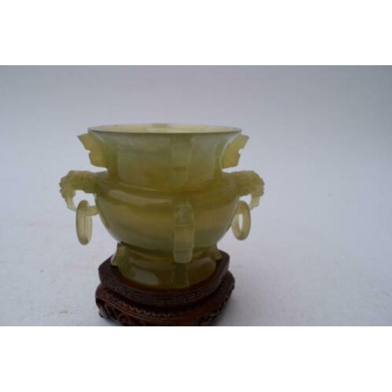 Chinees jade wierrookbrander