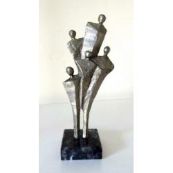 Zilver legering beeldje zes staande figuren Ammerlaan 6982-b