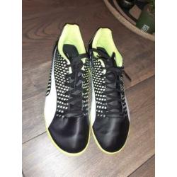 Puma kunstgrasschoenen maat 43