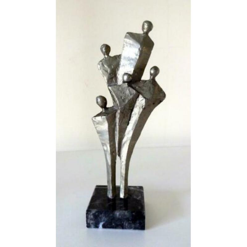 Zilver legering beeldje zes staande figuren Ammerlaan 6982-b