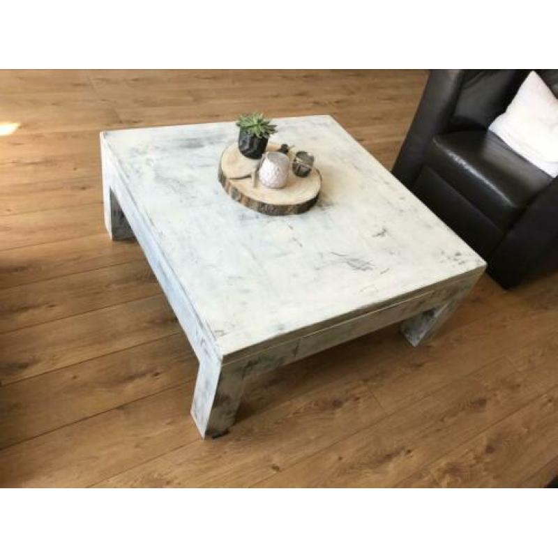 Teakhouten salontafel in krijtwash
