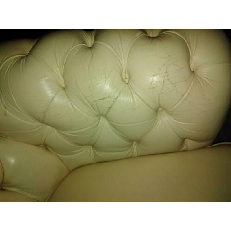Chesterfield Chapel 2-zits bank en fauteuil crème kleurig